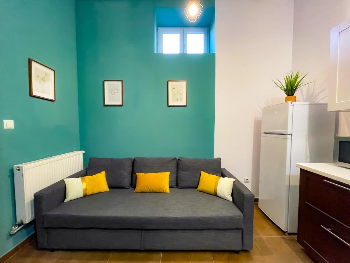 Apartamento Cool Flat In The Heart Of Bucharest'S Fun And History Exterior foto