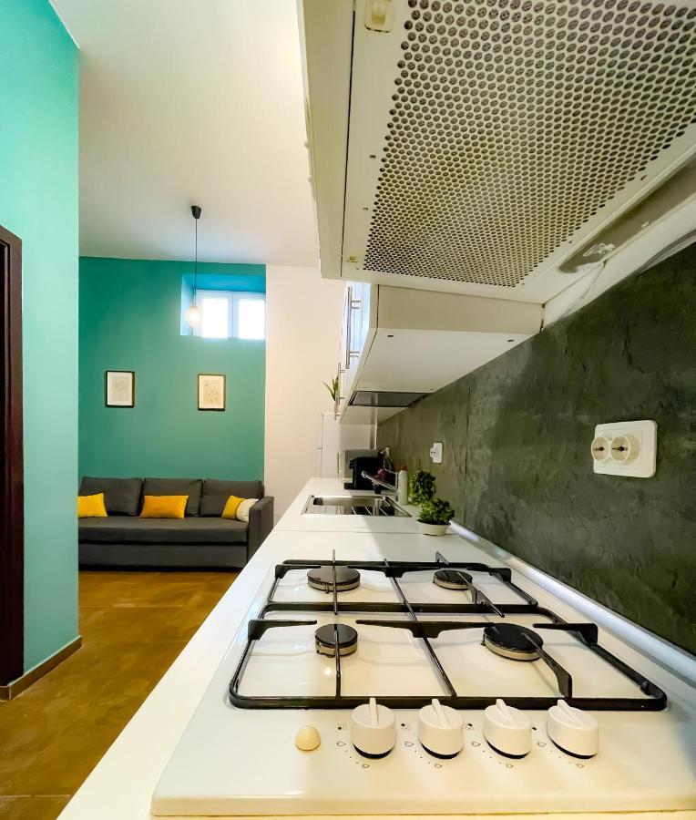Apartamento Cool Flat In The Heart Of Bucharest'S Fun And History Exterior foto