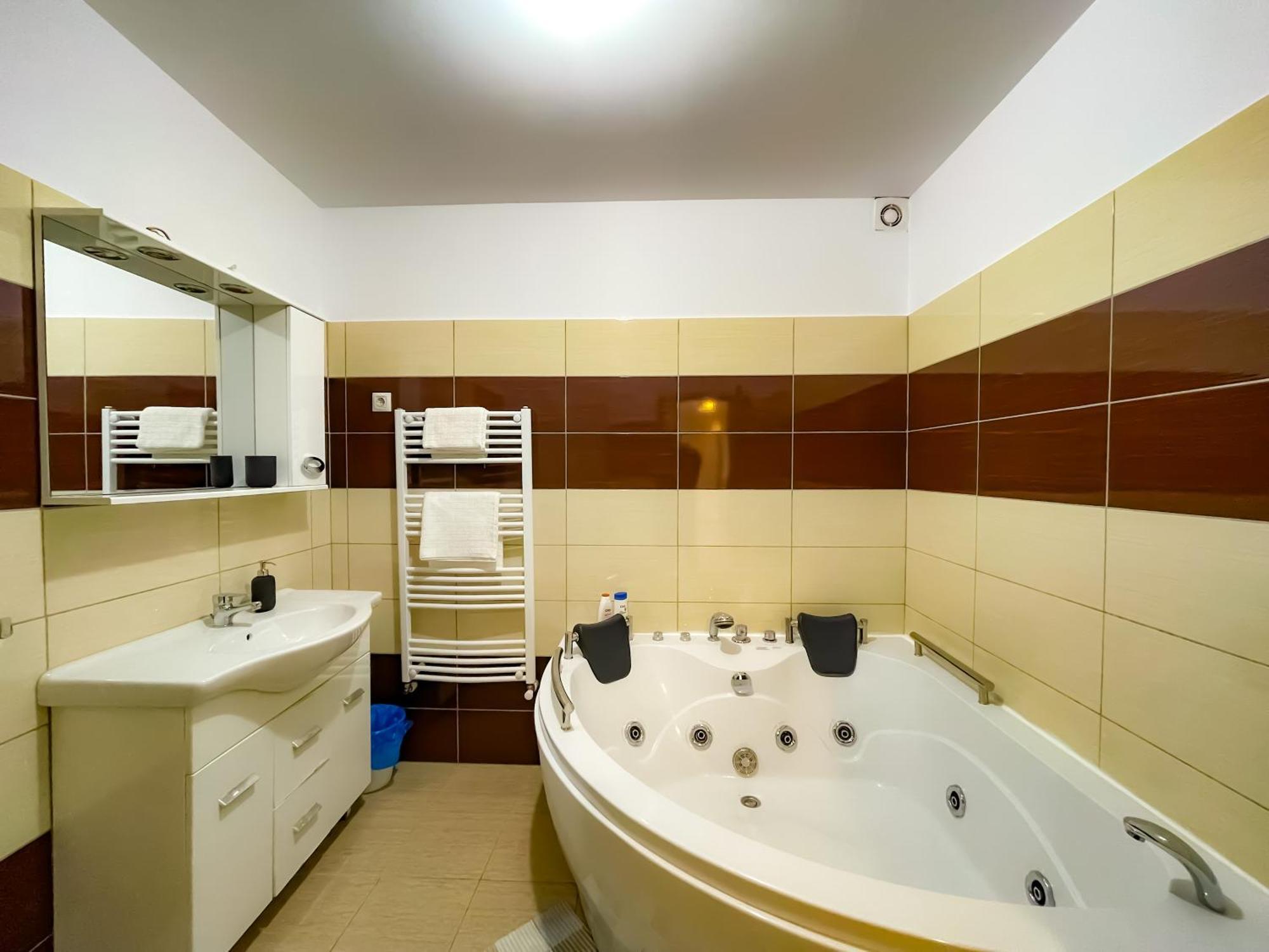 Apartamento Cool Flat In The Heart Of Bucharest'S Fun And History Exterior foto
