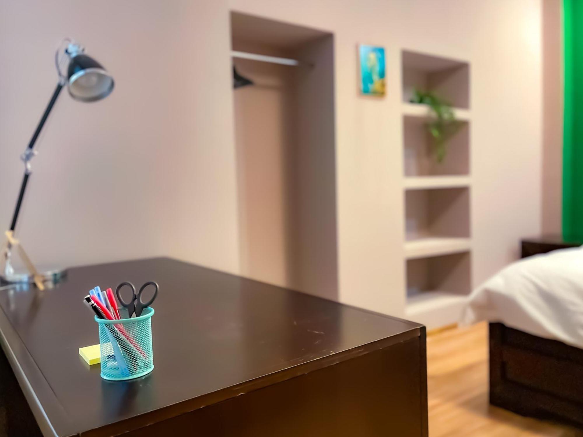 Apartamento Cool Flat In The Heart Of Bucharest'S Fun And History Exterior foto